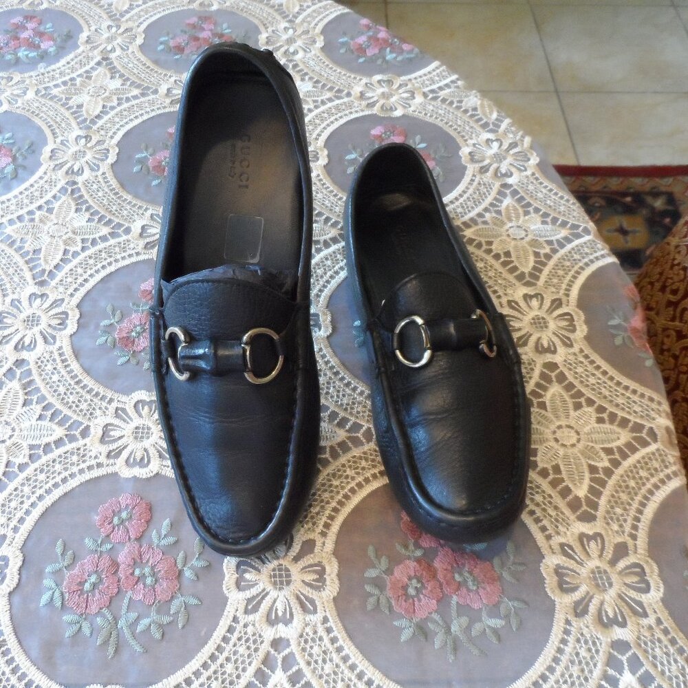 Gucci Black Leather Horsebit Loafers